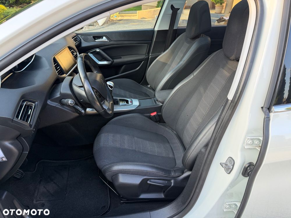 Peugeot 308 1.5 BlueHDi Active Pack S&S - 15