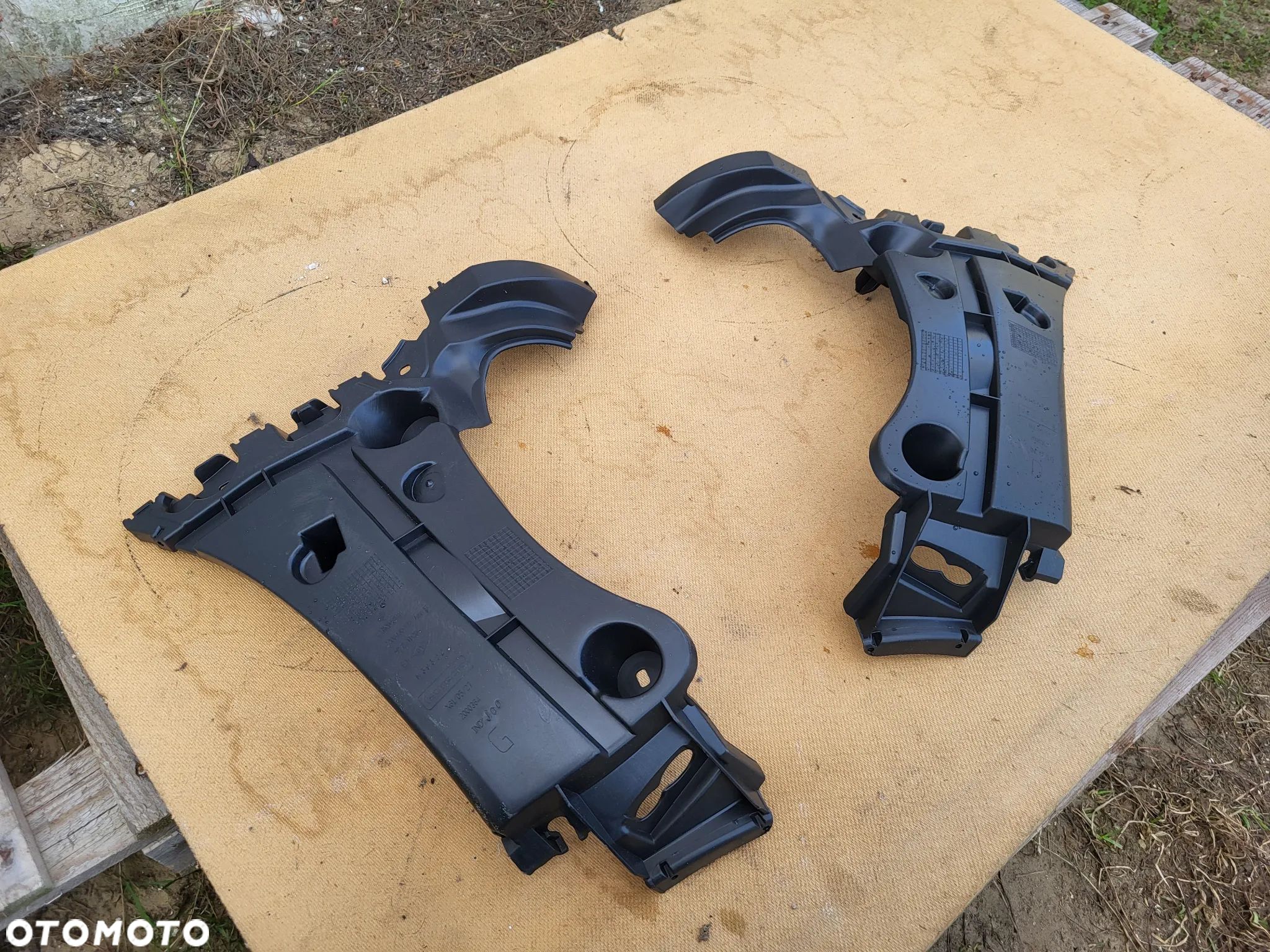 RENAULT KANGOO II UCHWYT / MOCOWANIE ZDERZAKA TYLNEGO 8200435435 - 1