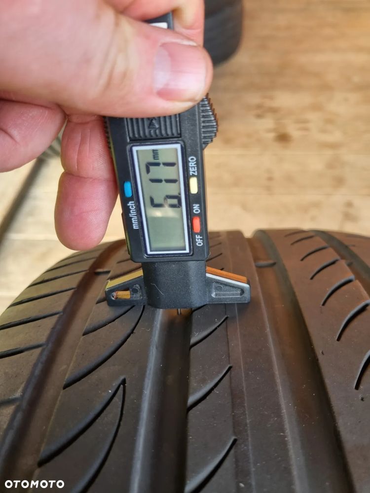 Opony Pirelli Powergy 235/45R17 97Y,2022r,2x6mm bdb stan - 2