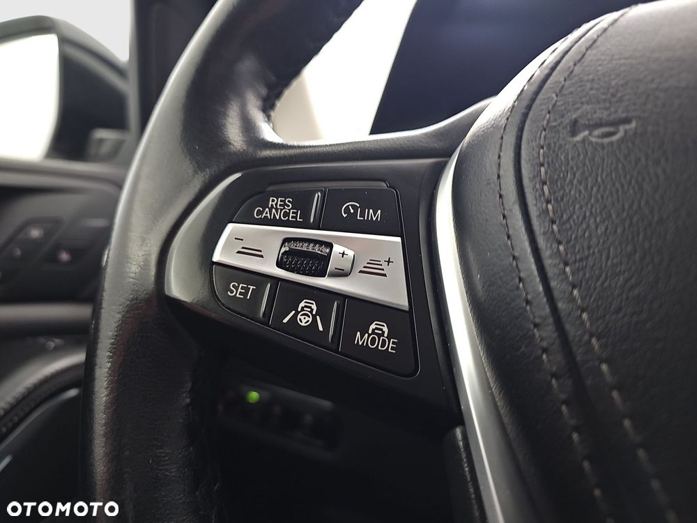 BMW X5 xDrive30d mHEV - 14