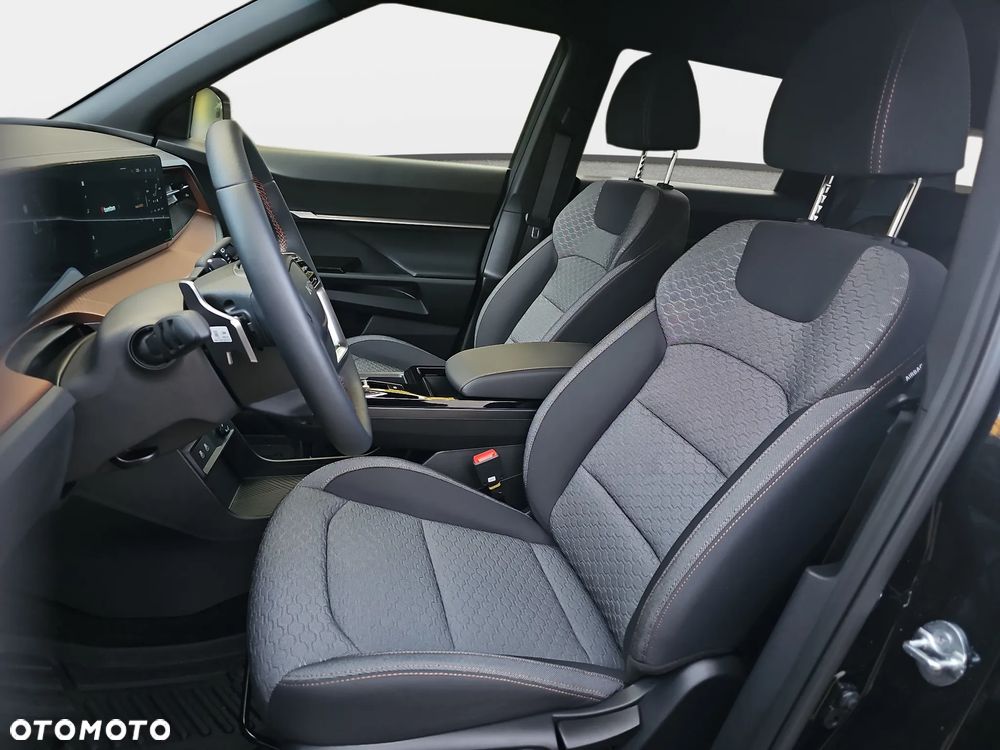 SsangYong/KGM Torres - 12