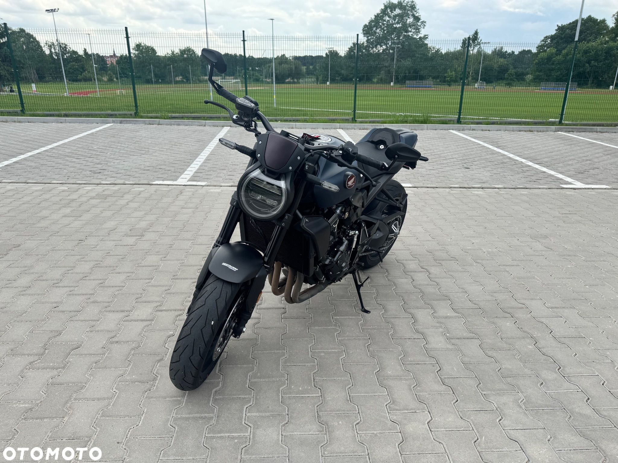 Honda CB - 1