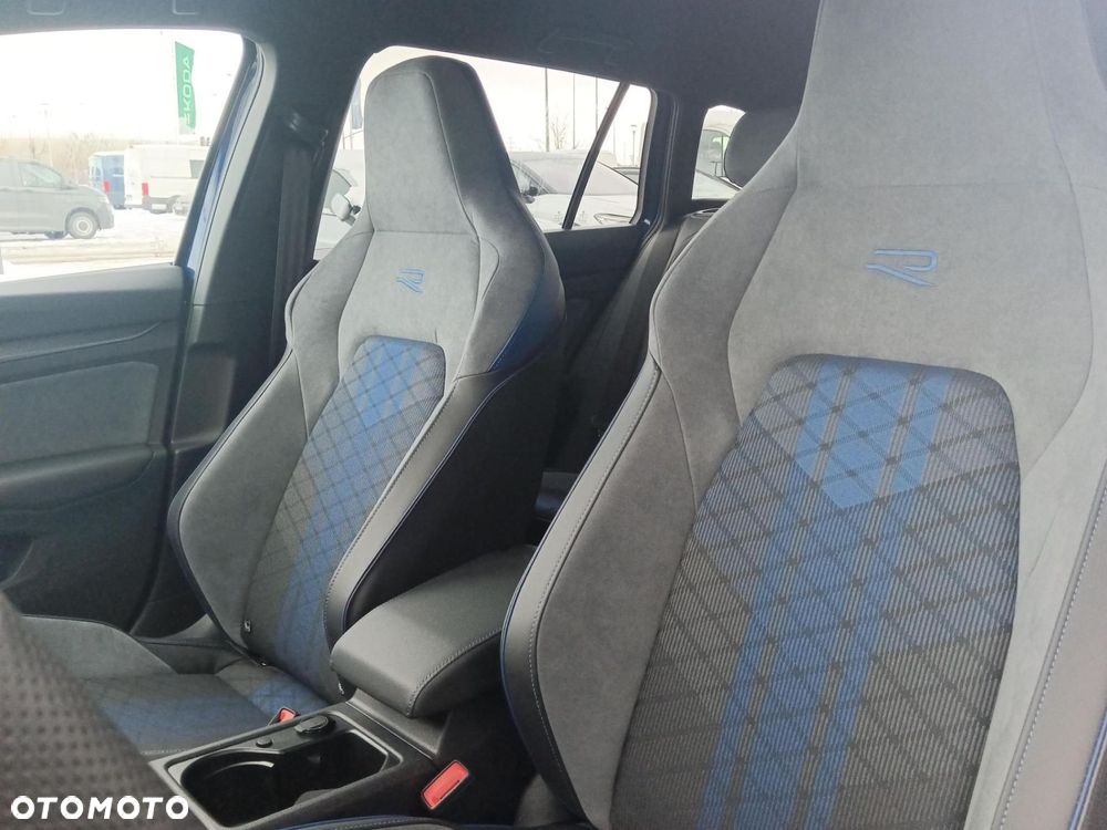 Volkswagen Golf - 15