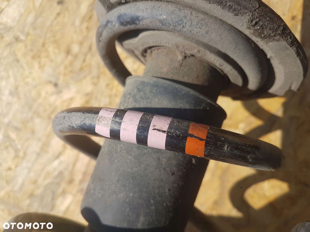 AMORTYZATOR PRAWY PRZÓD AUDI A4 B8 A5 8K0413031BF - 4