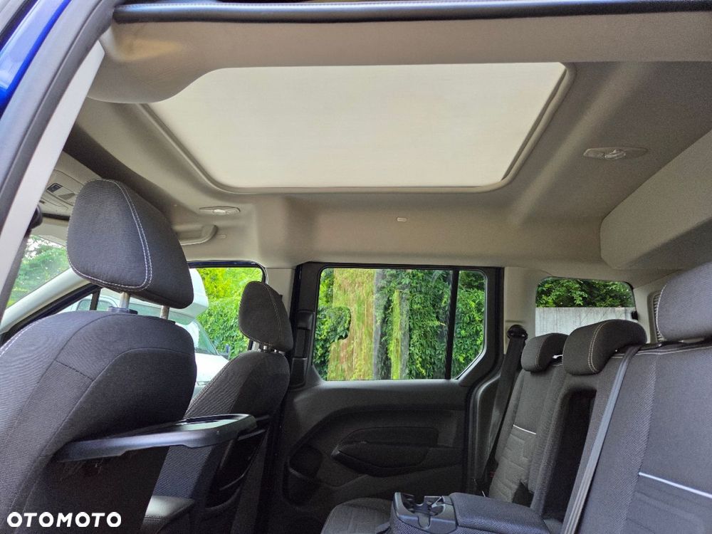 Ford Tourneo Connect - 12