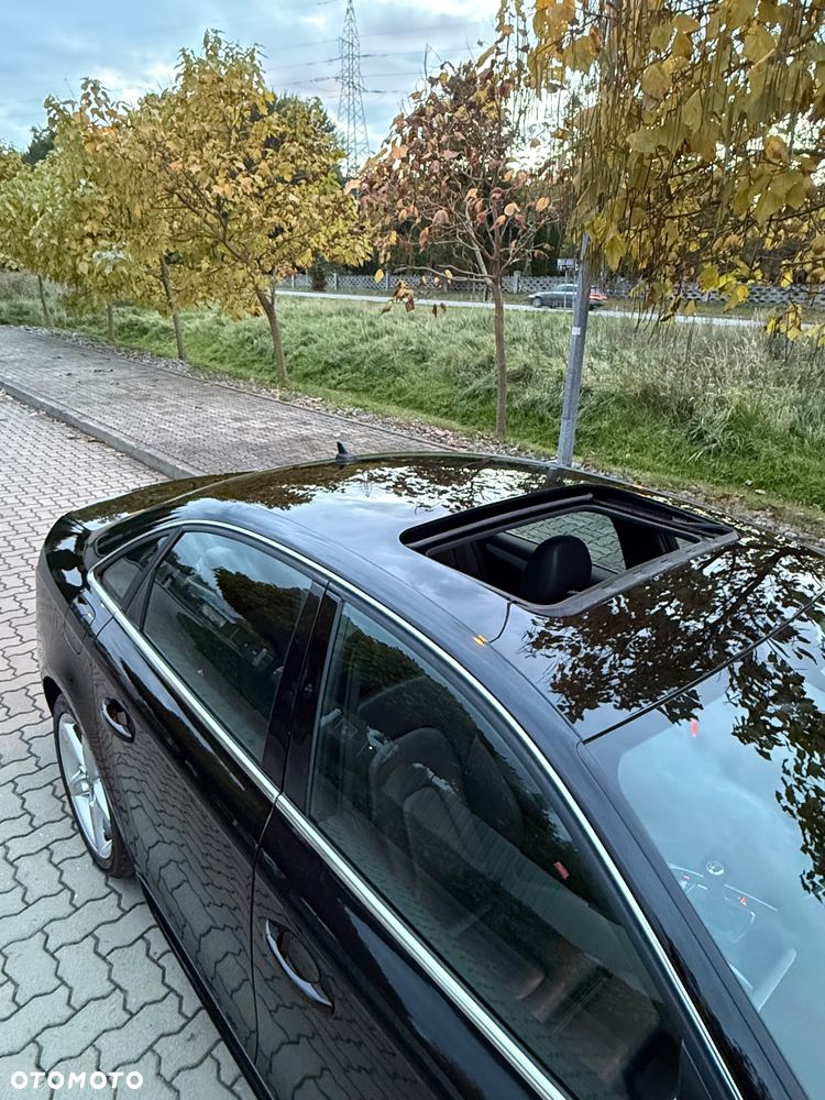Audi A4 Avant 2.0 TDI DPF clean diesel S line Sportpaket - 30