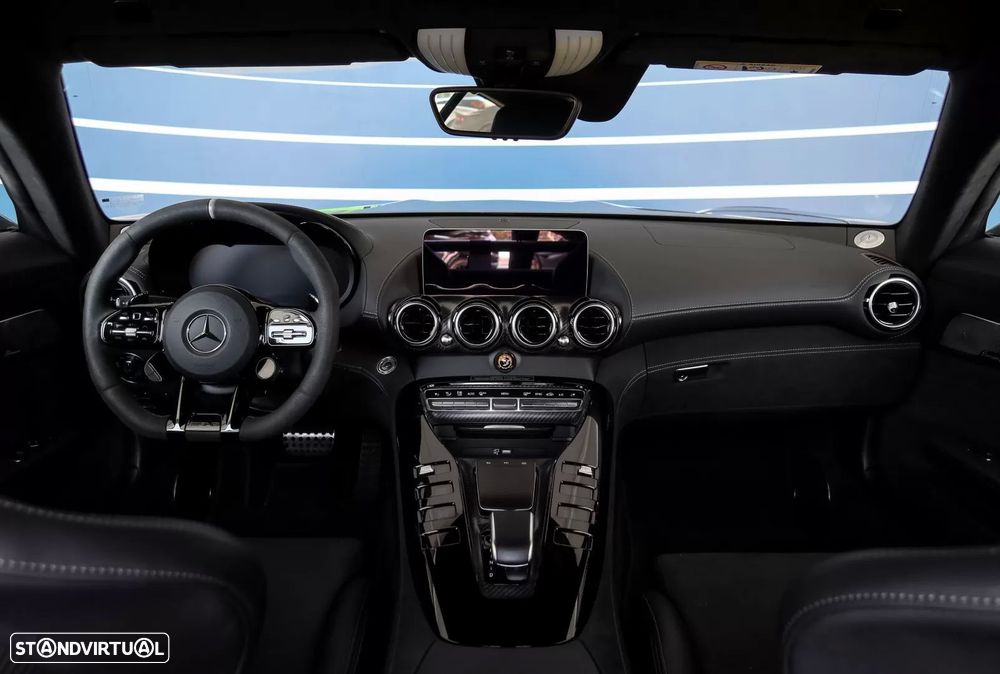 Mercedes-Benz AMG GT R Roadster - 8