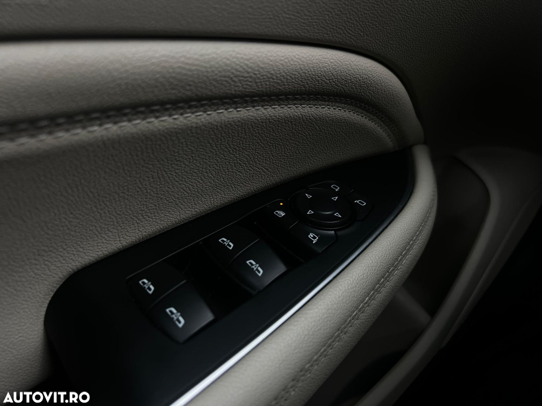Opel Insignia - 23