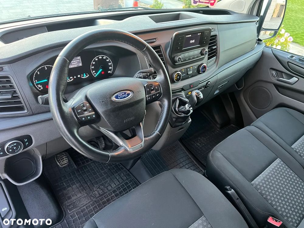 Ford Transit Custom - 17