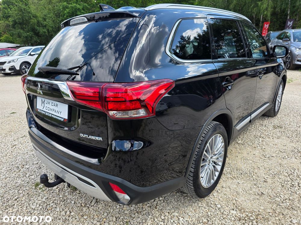 Mitsubishi Outlander - 17
