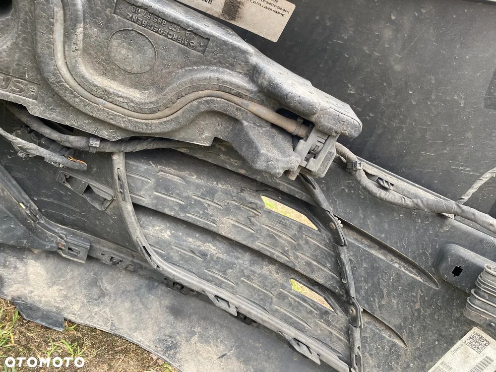 MERCEDES 177 amg kpl, zderzak styropian ochrona pieszych kolor 787 - 6