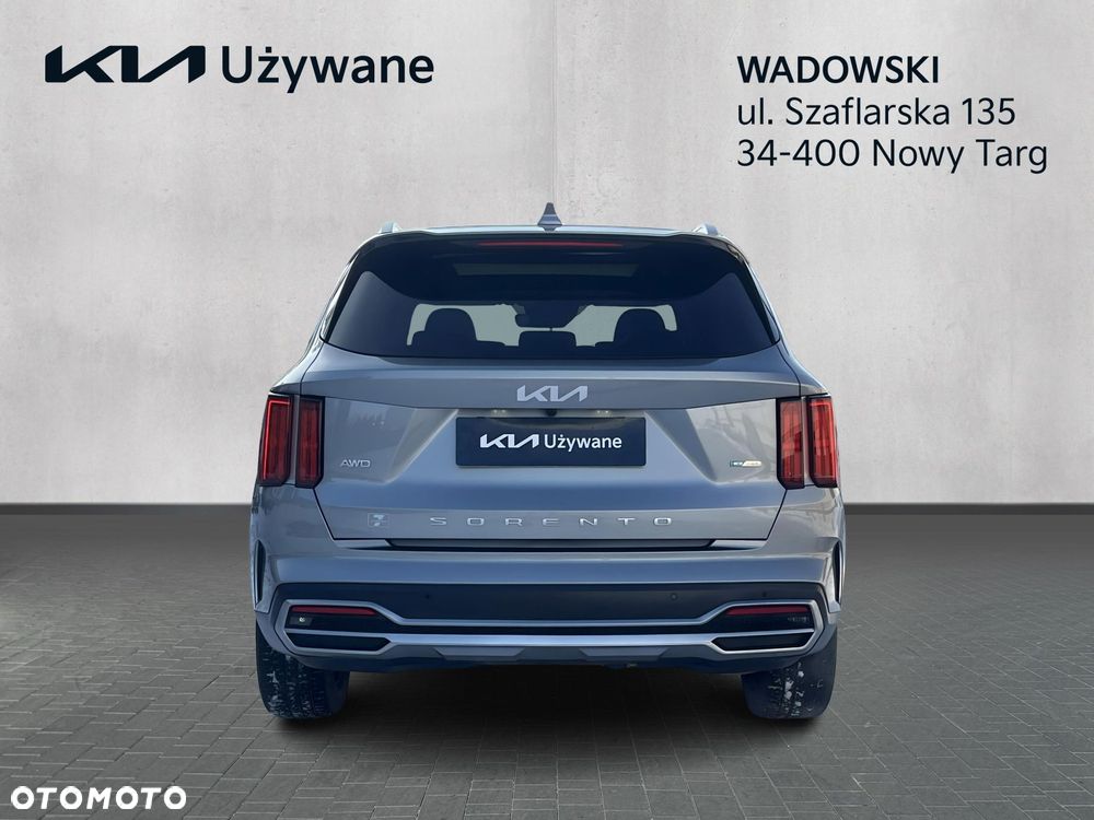 Kia Sorento - 4