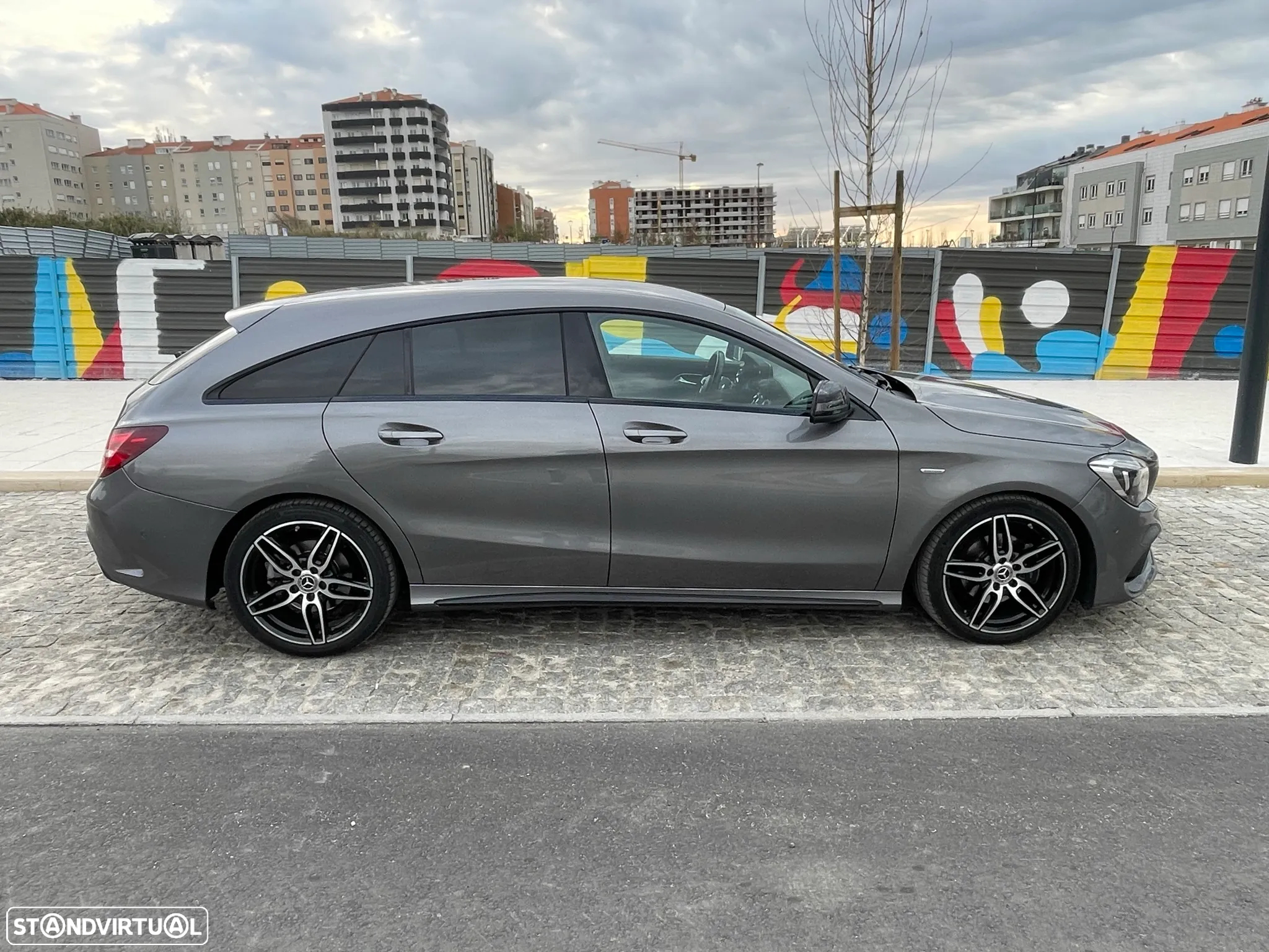 Mercedes-Benz CLA 200 Shooting Brake d 7G-DCT AMG Line - 38