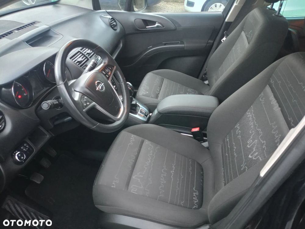 Opel Meriva 1.4 Design Edition - 9