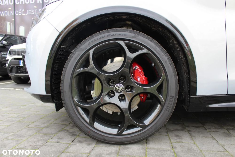 Alfa Romeo Stelvio 2.0 Turbo Veloce Q4 - 21