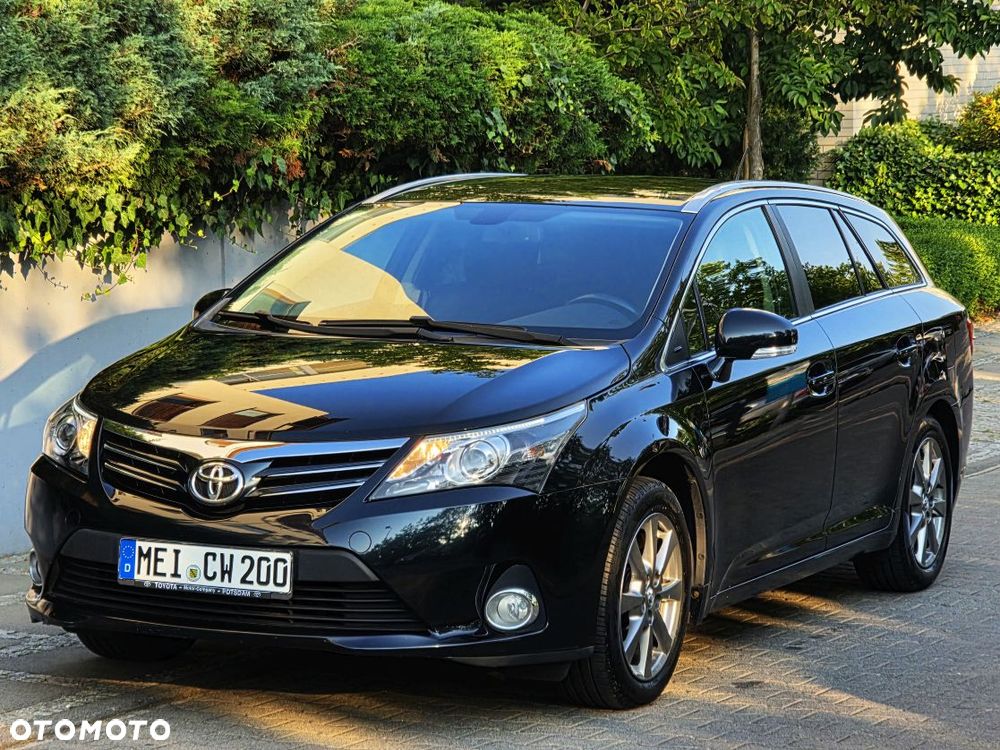 Toyota Avensis 1.8 Sol plus NAVI - 3