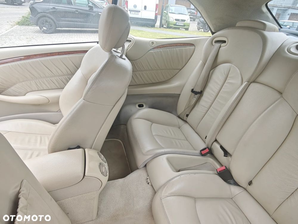 Mercedes-Benz CLK - 20