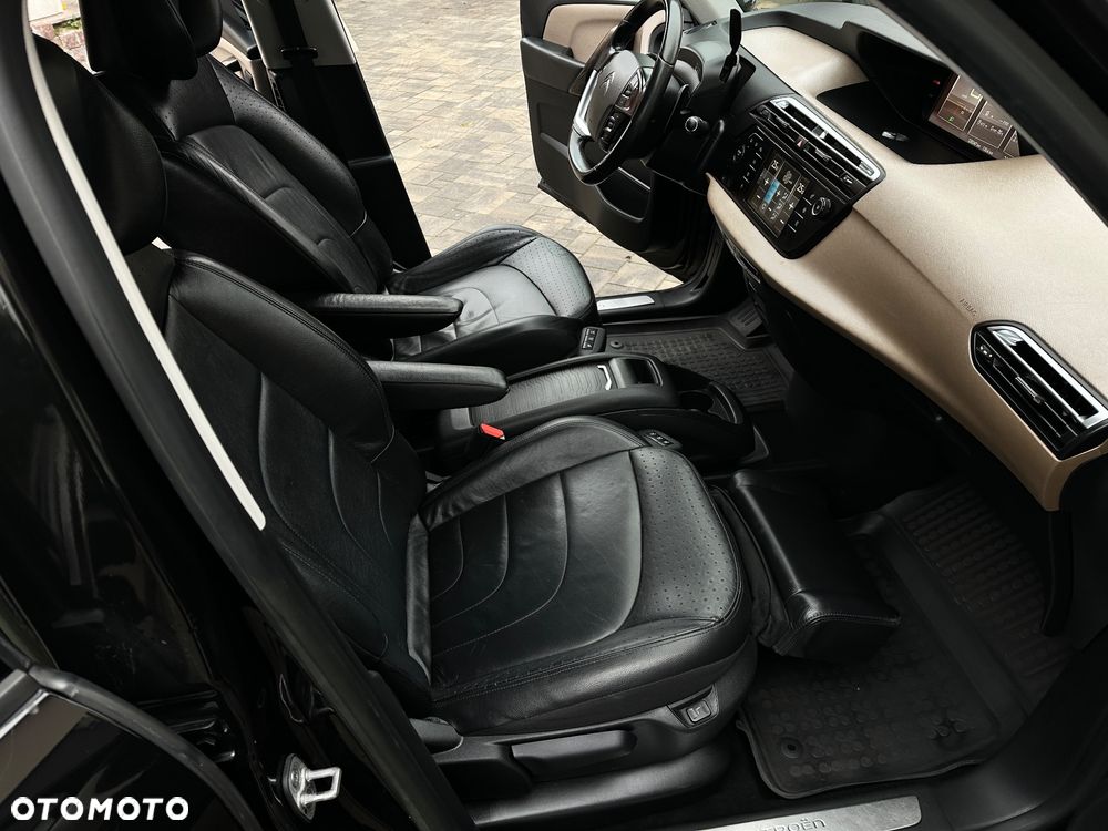 Citroën C4 Grand Picasso BlueHDi 150 EAT6 Exclusive - 26