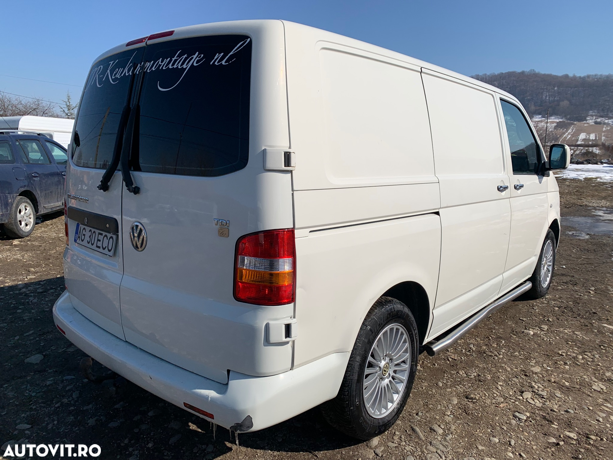 Volkswagen Transporter - 4