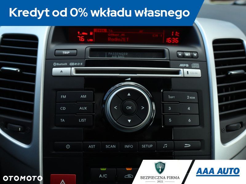 Kia Venga - 14