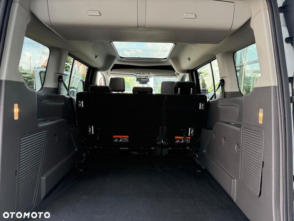 Ford Tourneo Connect Grand - 13