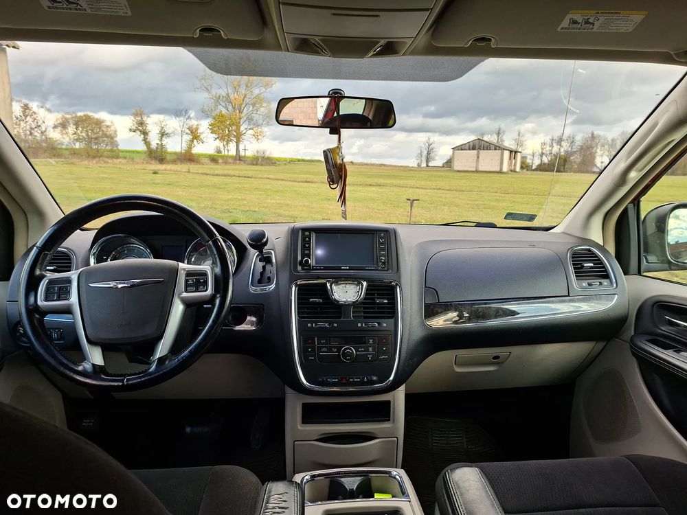 Chrysler Town & Country 3.6 Touring - 9