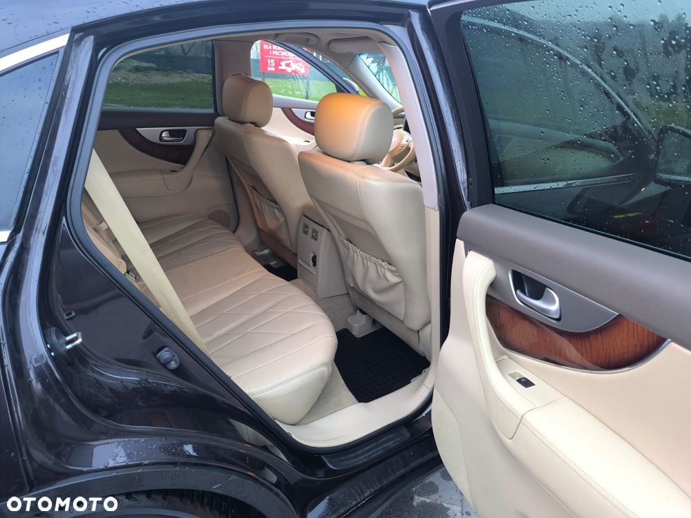 Infiniti FX FX30d S Premium - 20