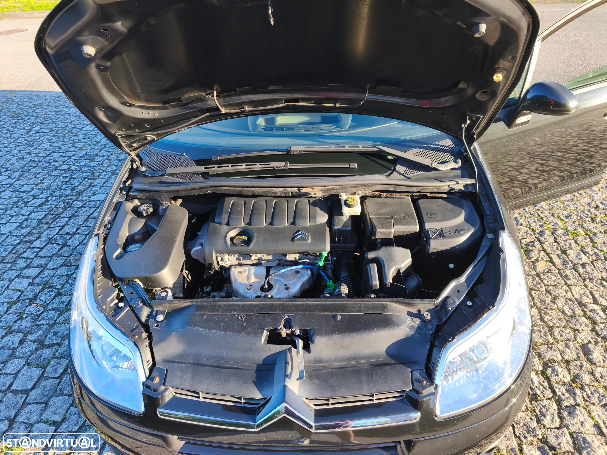 Citroën C4 1.4 16V SX - 12