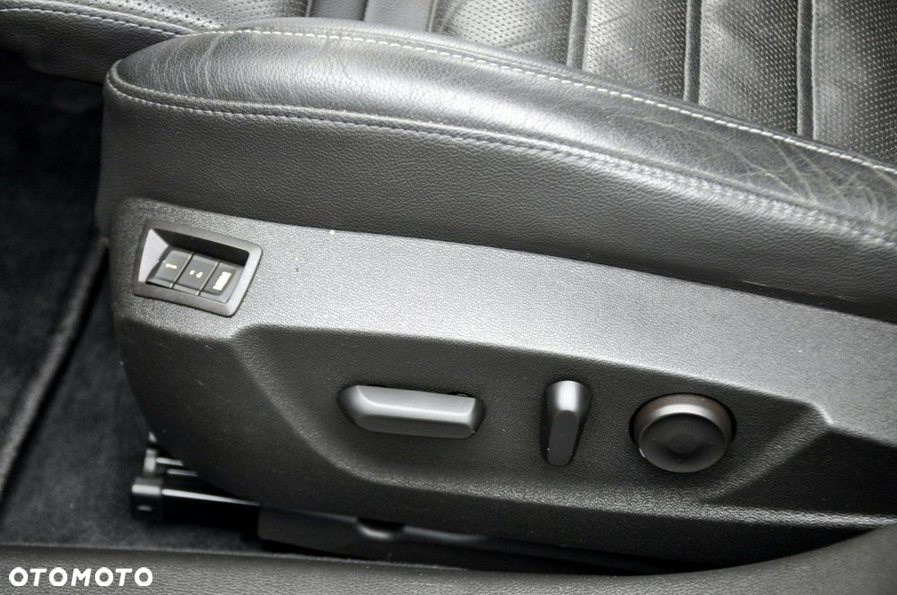 Opel Insignia - 23