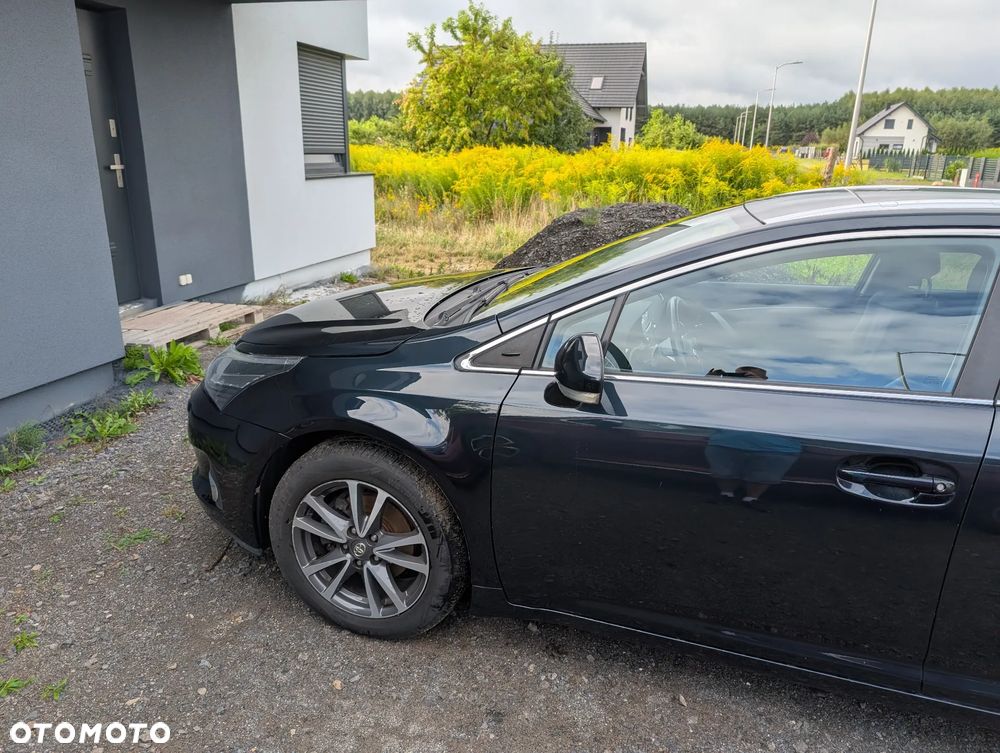 Toyota Avensis 1.8 Sol plus NAVI - 6