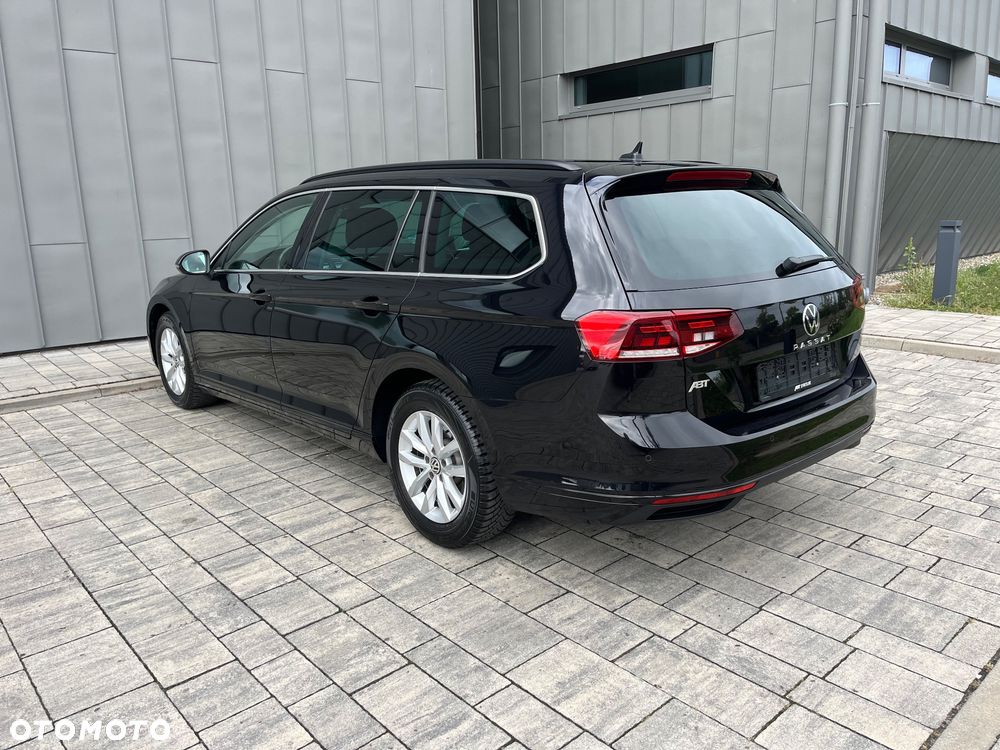 Volkswagen Passat 2.0 TDI SCR Style DSG - 9