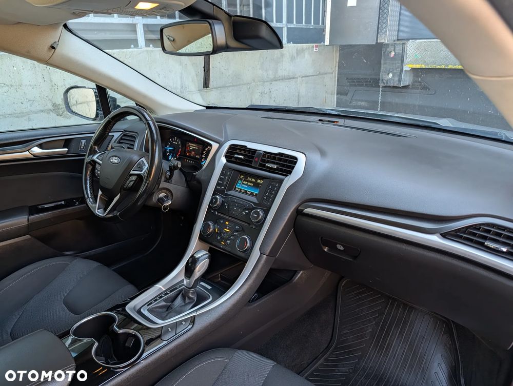 Ford Mondeo 2.0 TDCi Titanium PowerShift - 5