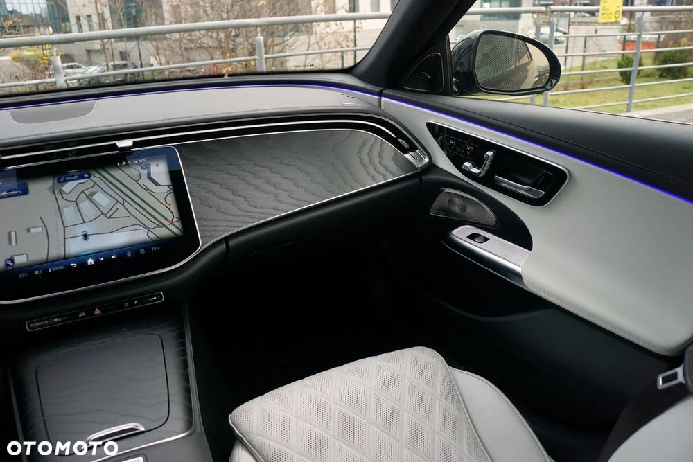 Mercedes-Benz Klasa E 220 d 4-Matic Exclusive - 21