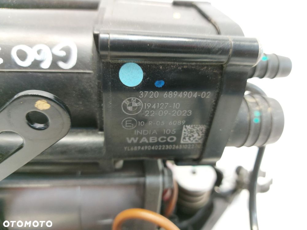 BMW 5 G60 Pompa kompresor zawieszenia pneumatycznego 6894904 - 4