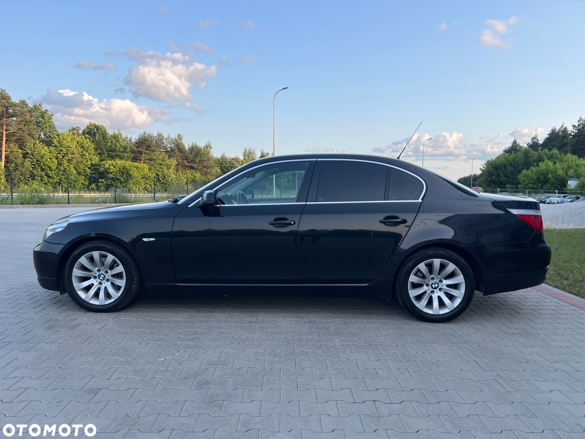 BMW Seria 5 520d Edition Lifestyle - 10