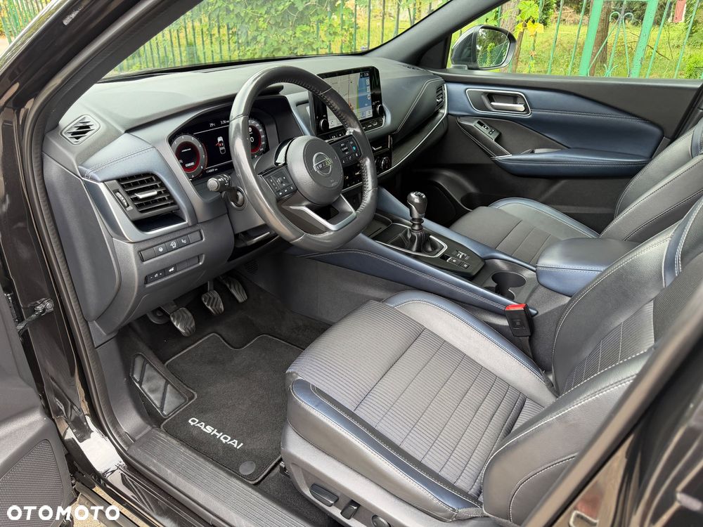 Nissan Qashqai 1.3 DIG-T MHEV Tekna - 25