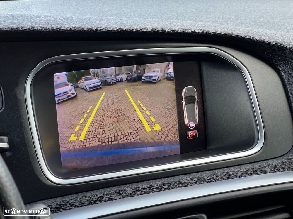 Volvo V40 1.5 T3 Sport Edition R Geartronic - 18