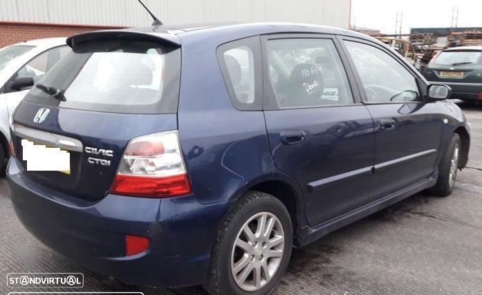 Honda Civic SE 1.7 CDTI de 2004 disponível para peças FAROLINS VENDIDOS - 4
