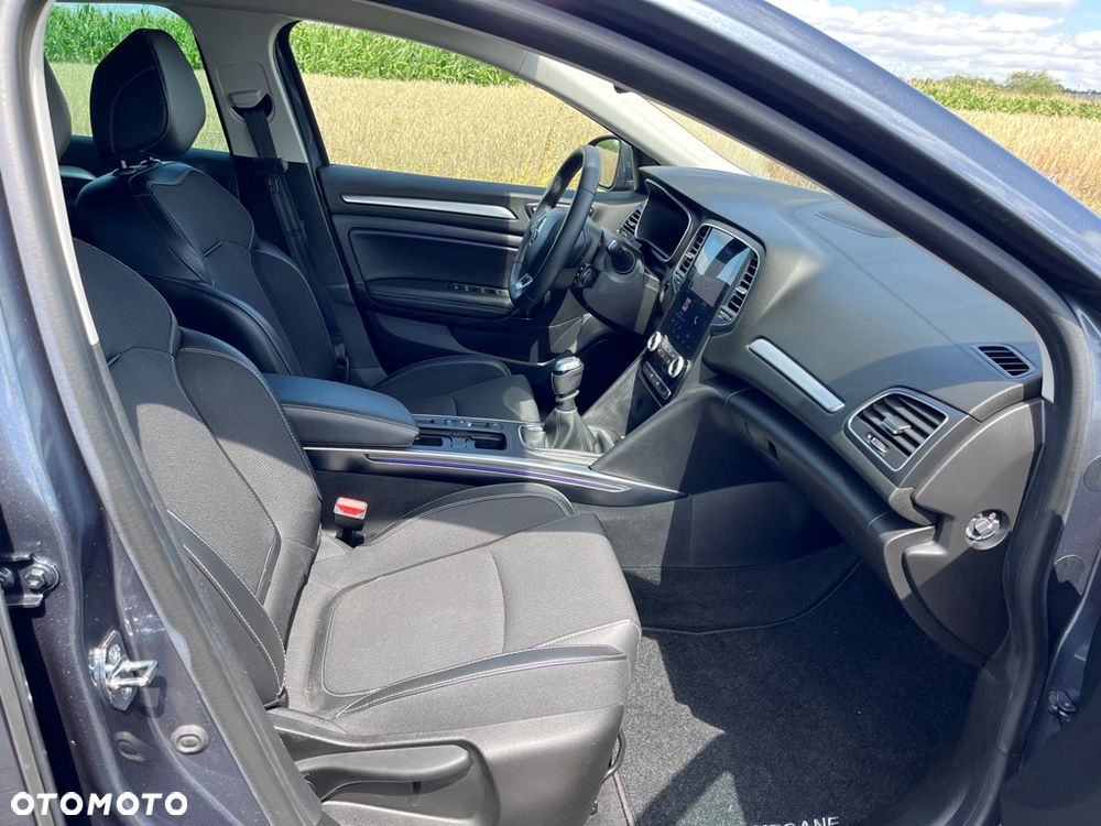 Renault Megane TCe 140 GPF INTENS - 5