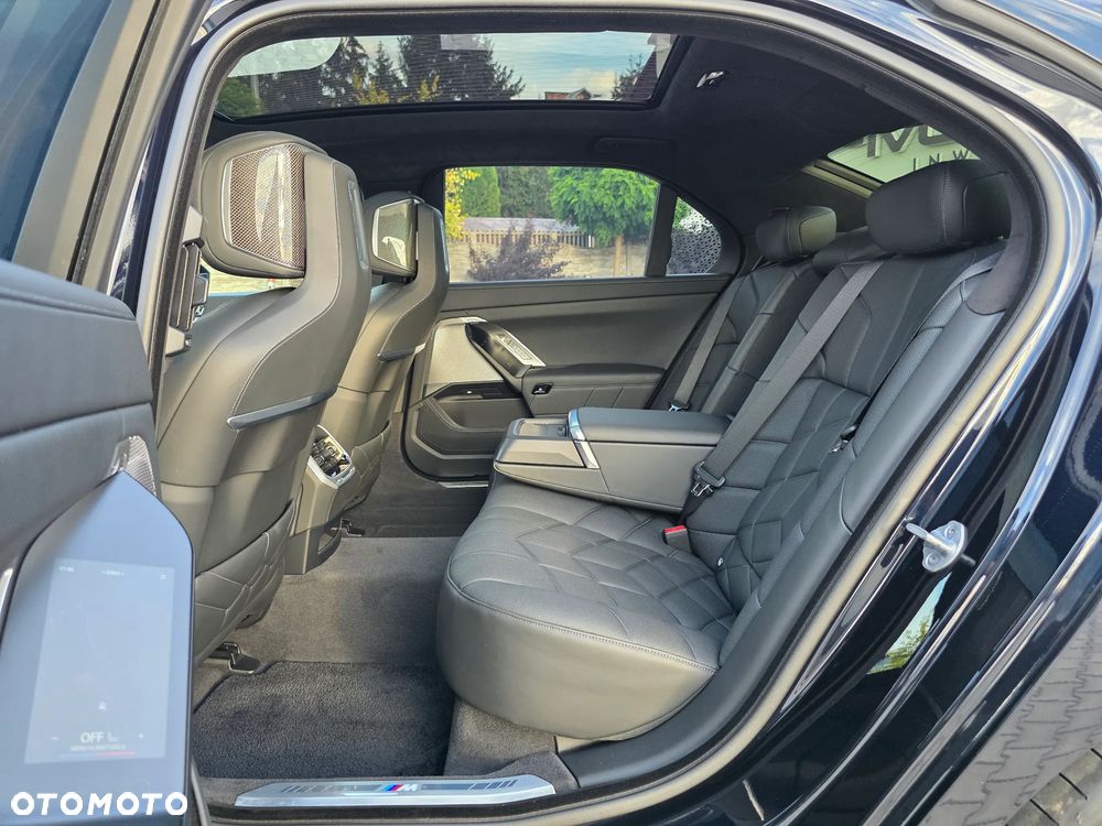 BMW Seria 7 740d xDrive mHEV sport - 18