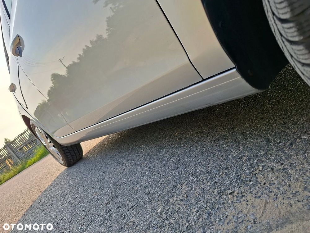 Volkswagen Golf 1.6 BlueTDI Trendline - 11