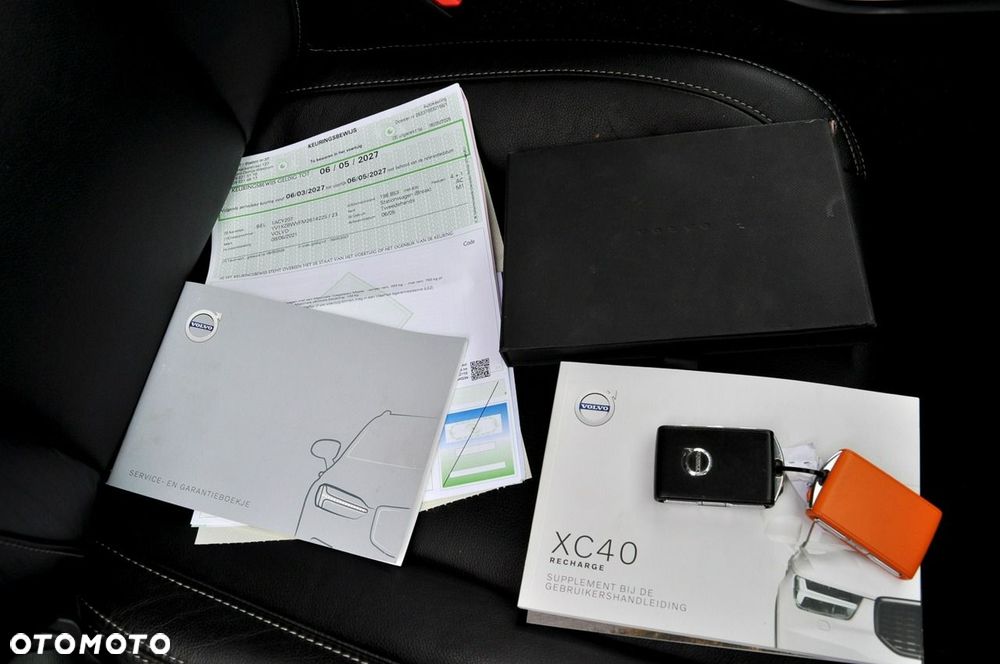 Volvo XC 40 T4 Plug-In Hybrid Plus Dark - 28