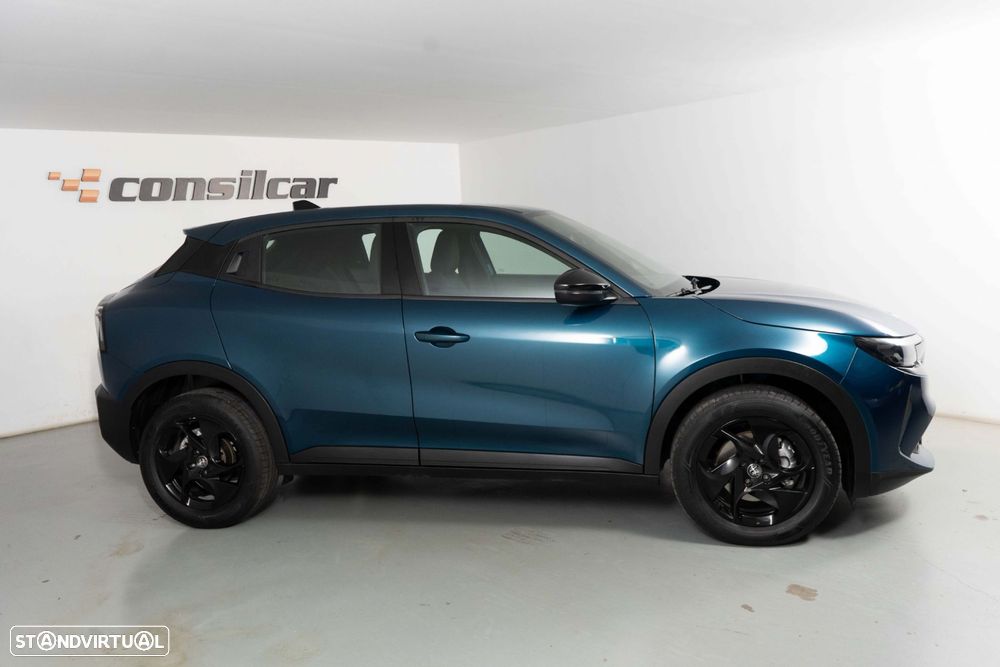 Alfa Romeo Junior 1.2 Intensa eDCT6 - 8