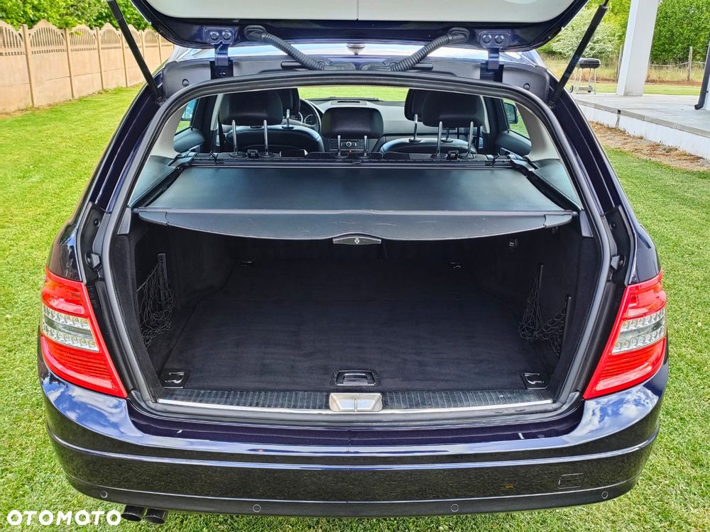 Mercedes-Benz Klasa C 200 CDI DPF (BlueEFFICIENCY) Avantgarde - 25