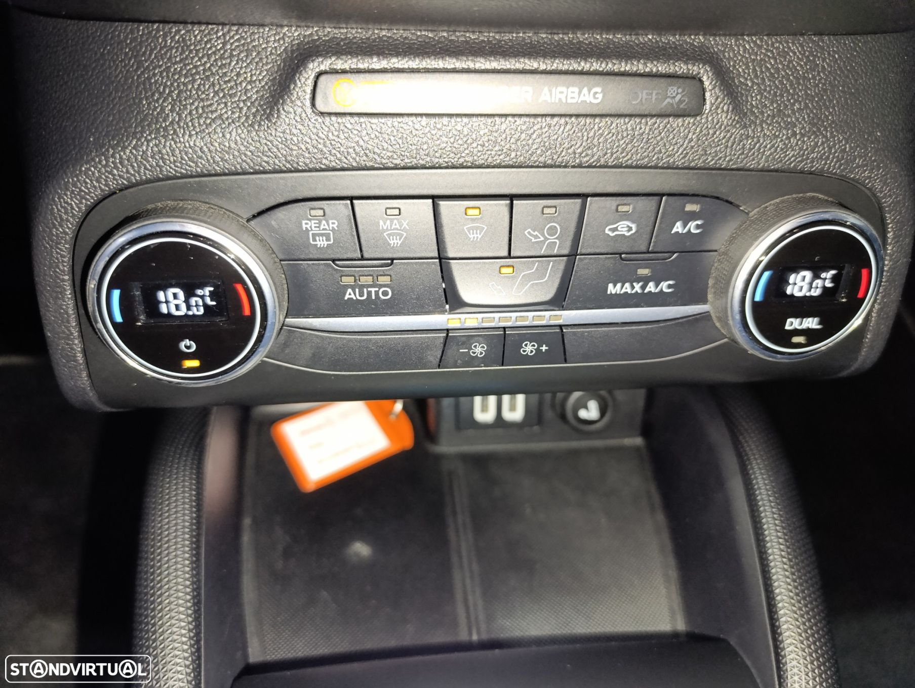 Ford Focus 1.0 EcoBoost MHEV Active X - 16