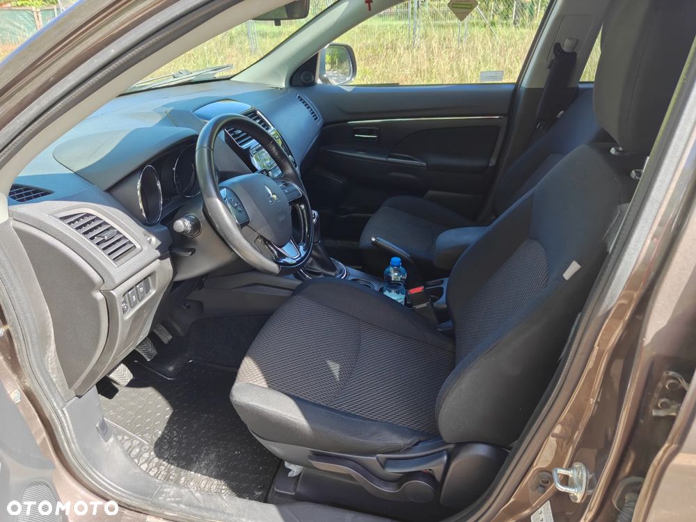 Mitsubishi ASX 1.6 Inform EU6 - 9