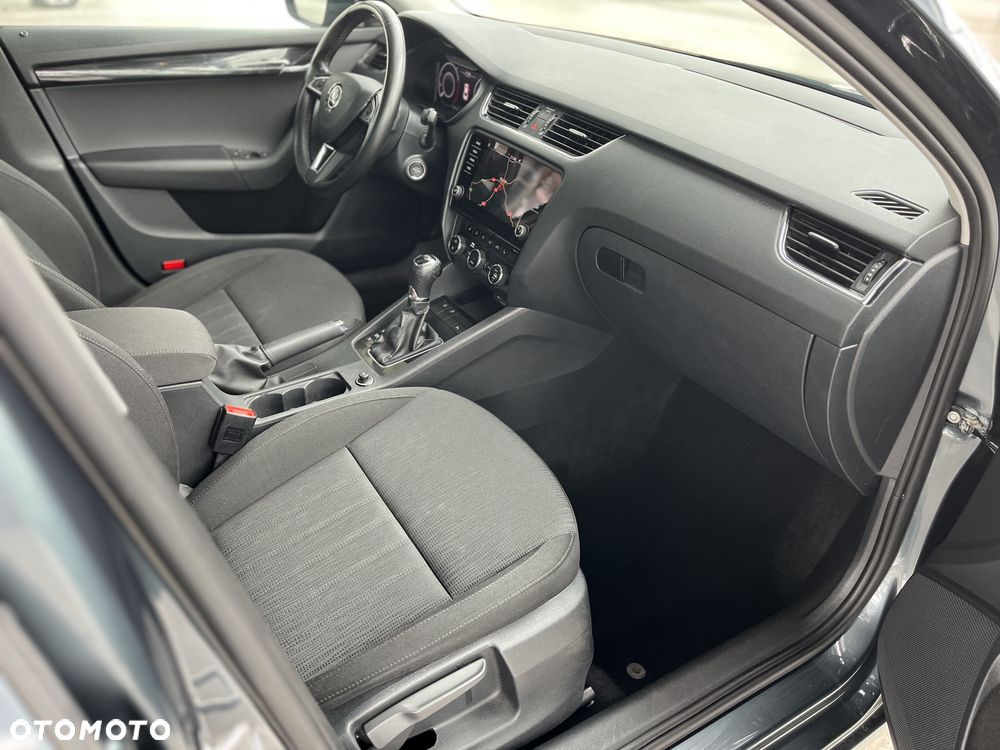 Skoda Octavia 2.0 TSI Style DSG - 26