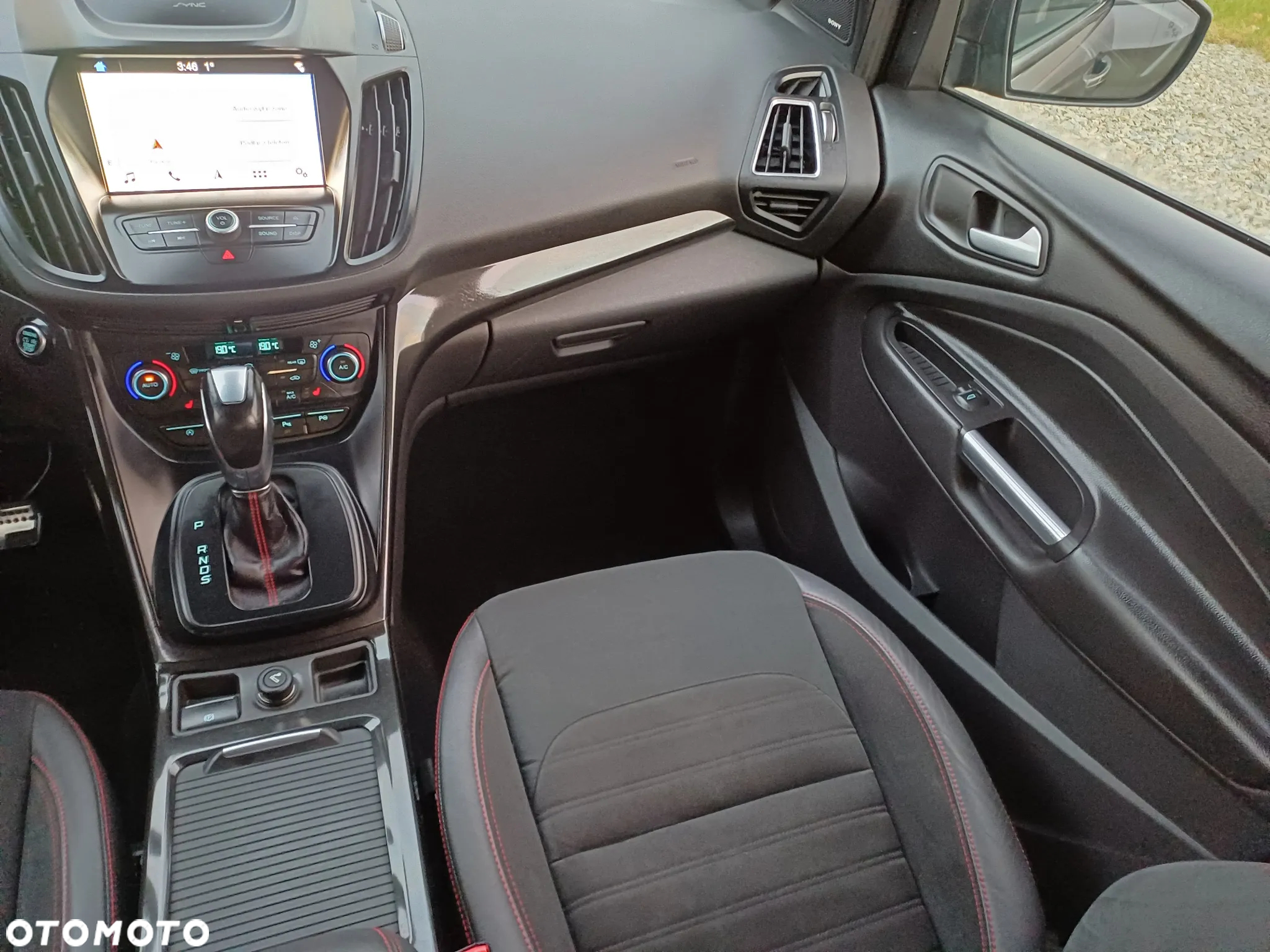 Ford Kuga 2.0 TDCi AWD ST-Line - 19
