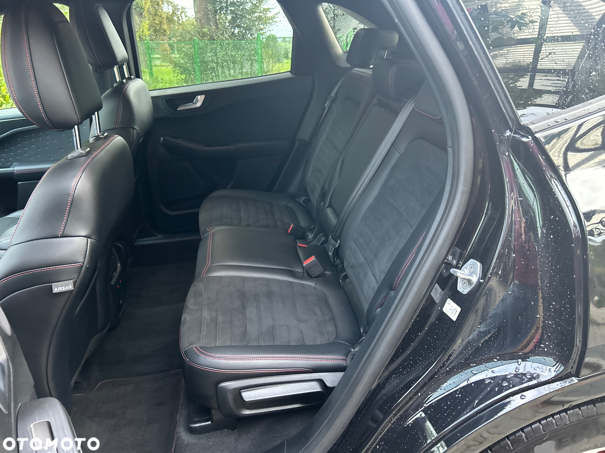 Ford Kuga 2.0 EcoBlue Hybrid ST-LINE X - 21
