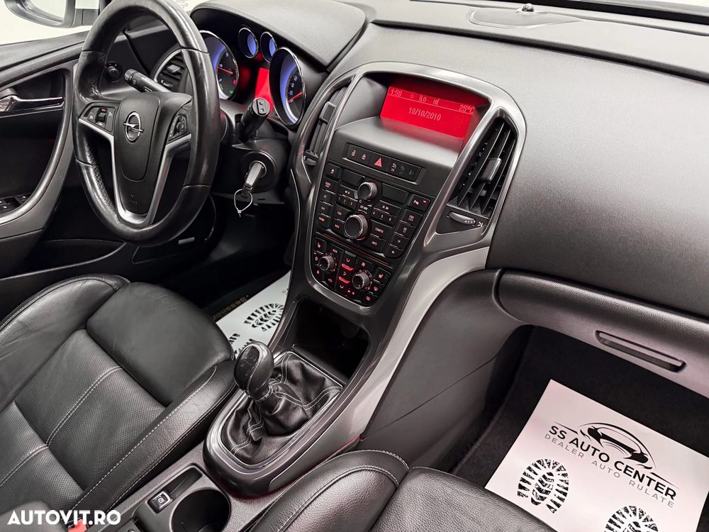 Opel Astra 2.0 CDTI Cosmo - 16